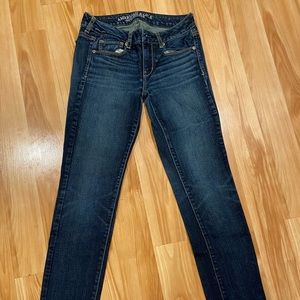 NWOT American eagle outfitters AEO jeans sz 4 Long